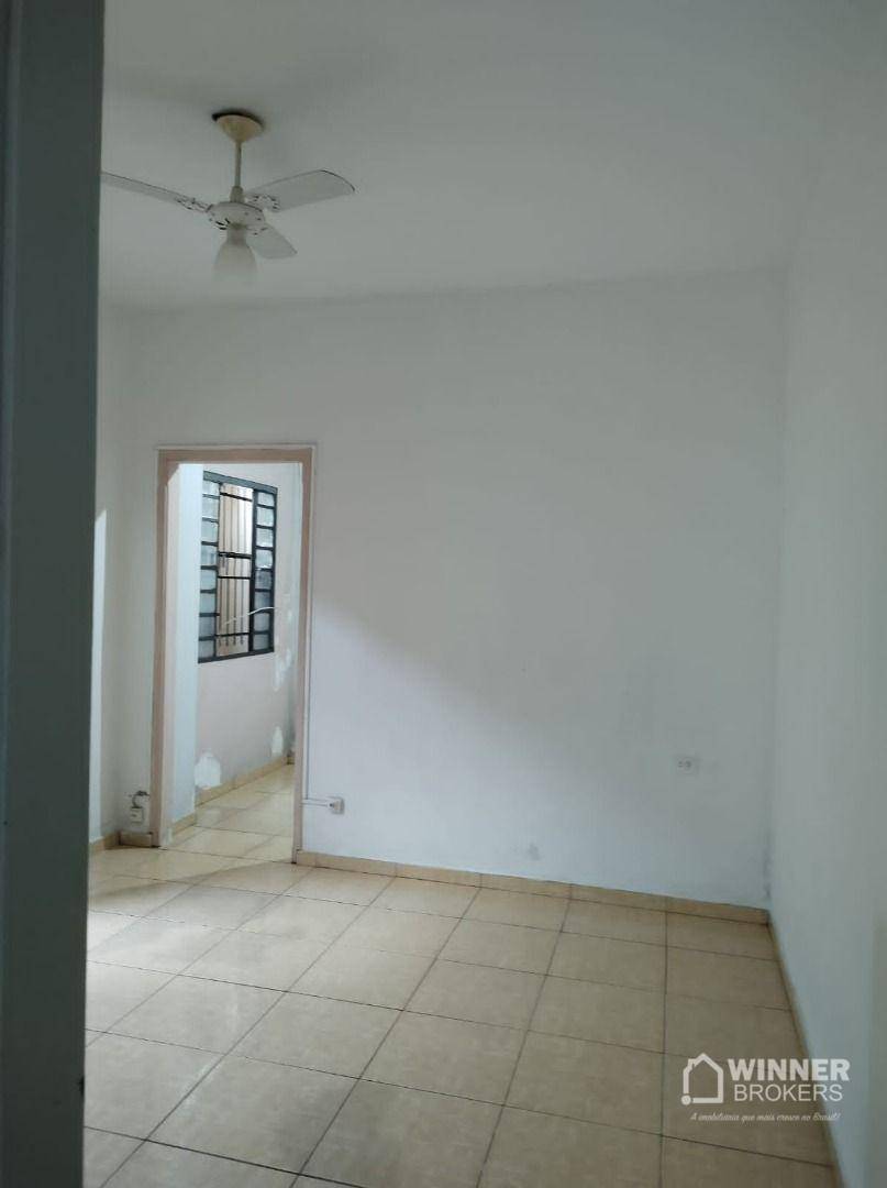 Casa à venda com 5 quartos, 280m² - Foto 13