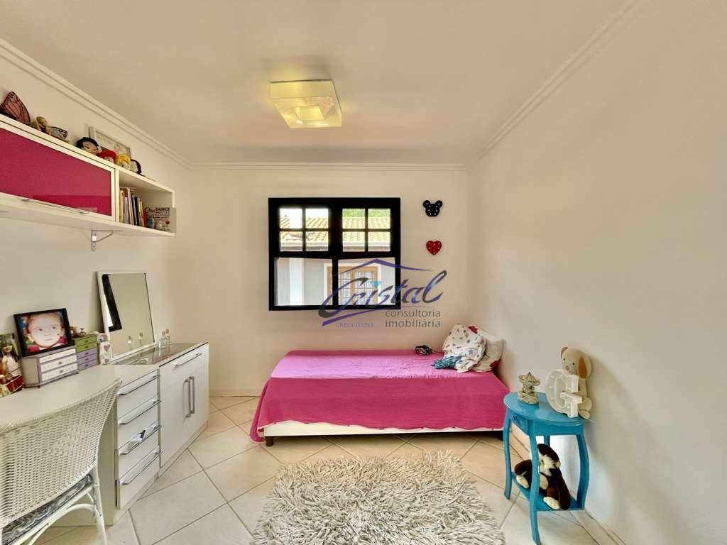 Casa à venda com 4 quartos, 250m² - Foto 38