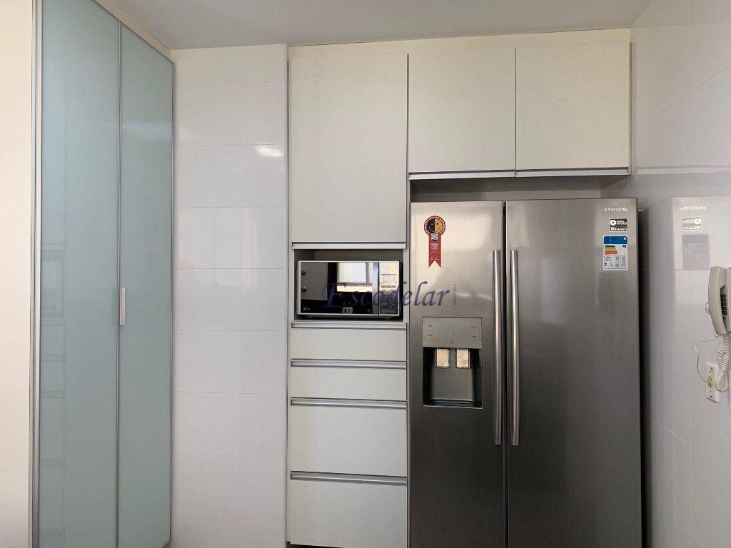 Apartamento à venda com 4 quartos, 193m² - Foto 3