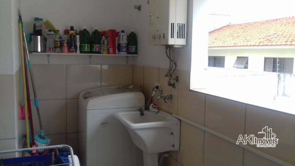 Sobrado à venda com 2 quartos, 318m² - Foto 19