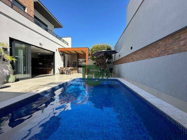 Casa de Condomínio à venda com 3 quartos, 348m² - Foto 1