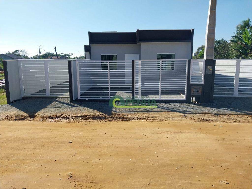 Casa à venda com 2 quartos, 50m² - Foto 1