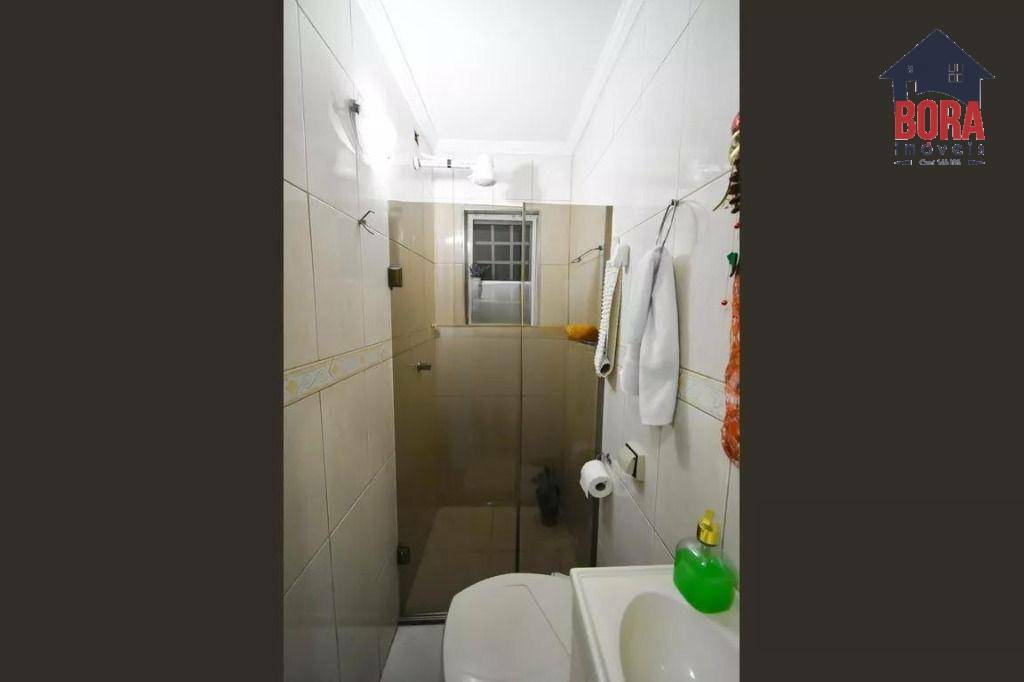 Sobrado à venda com 3 quartos, 200m² - Foto 43