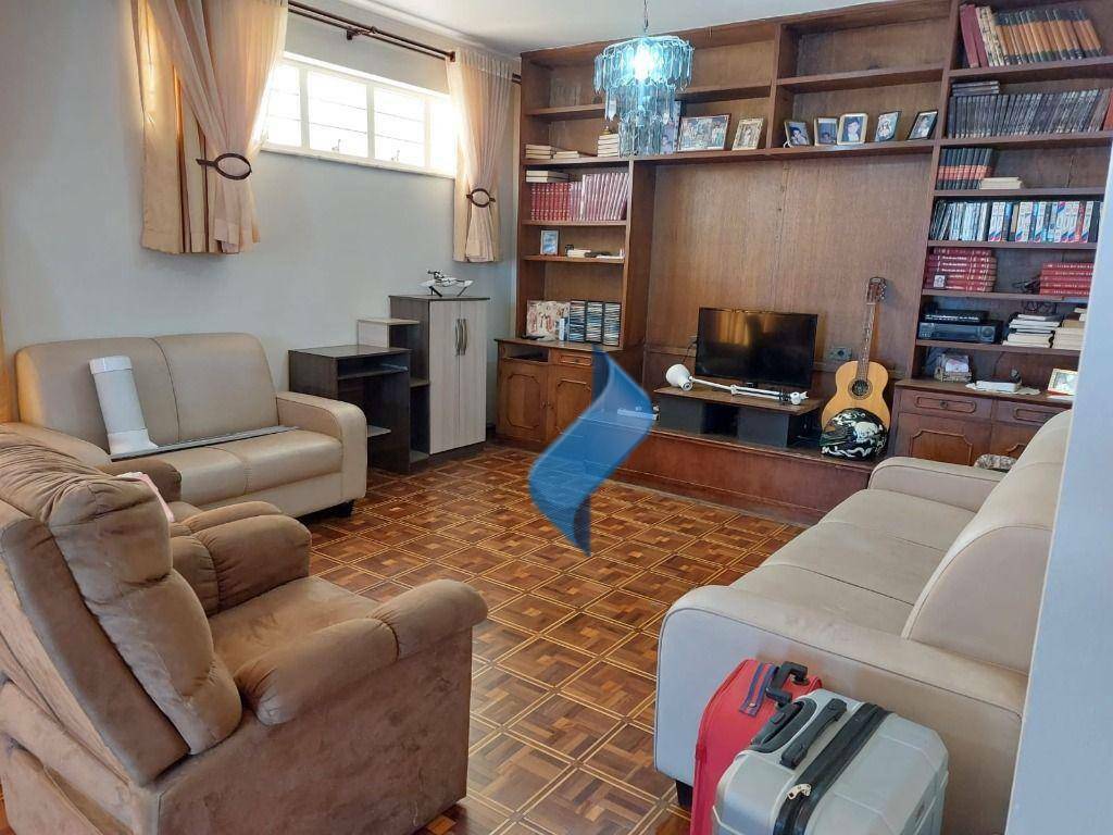 Casa à venda com 3 quartos, 271m² - Foto 5