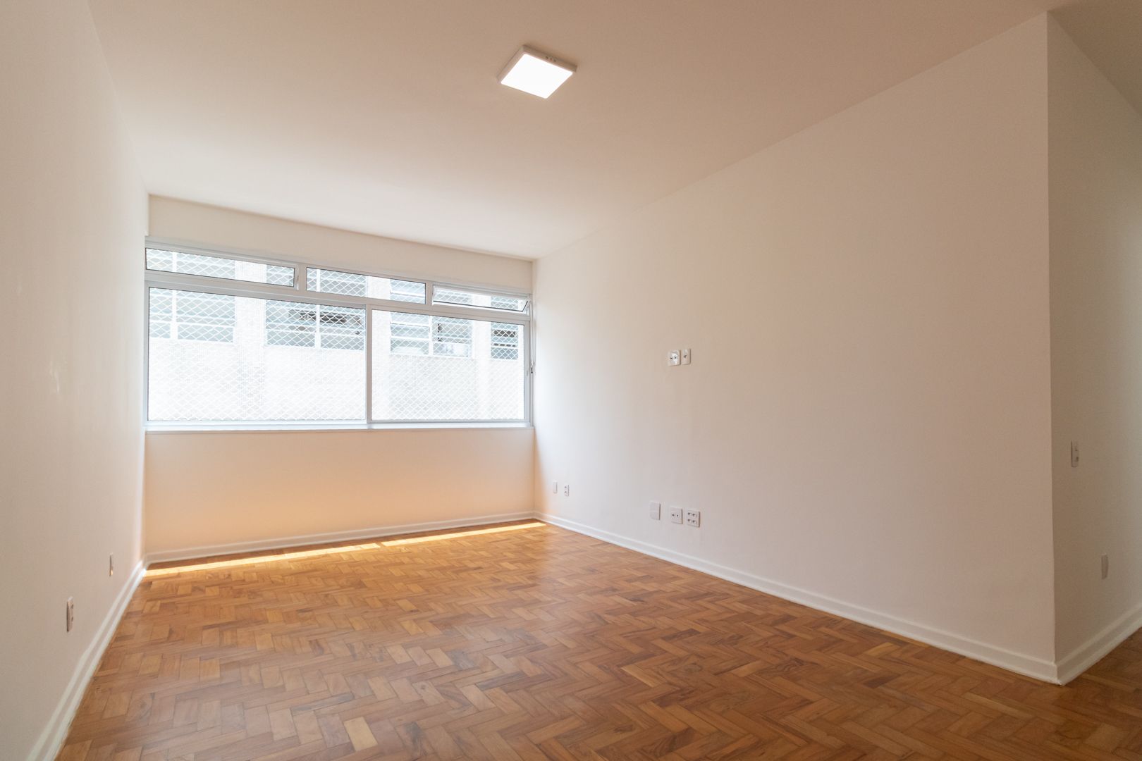 Apartamento à venda com 2 quartos, 86m² - Foto 47