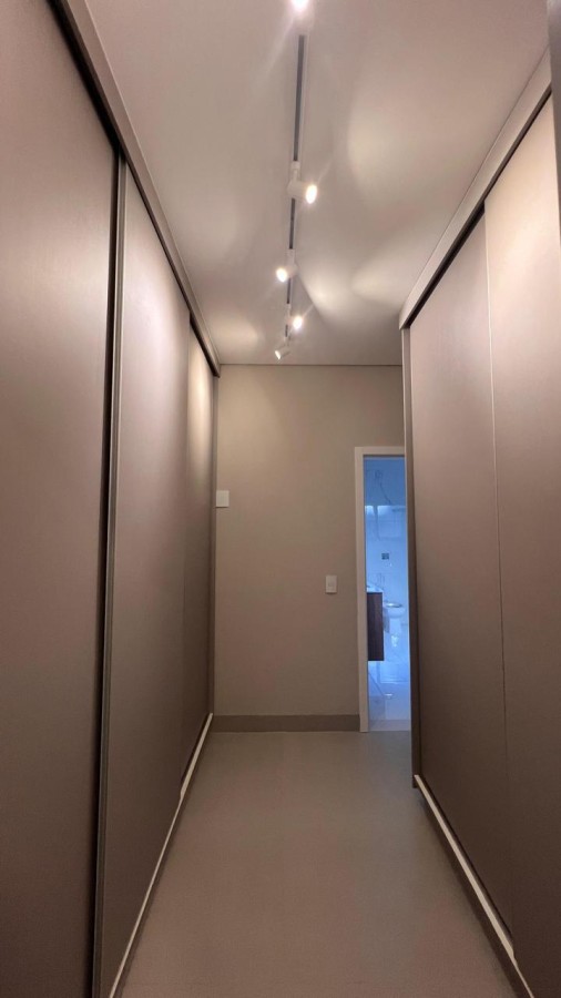 Casa à venda com 3 quartos, 276m² - Foto 13