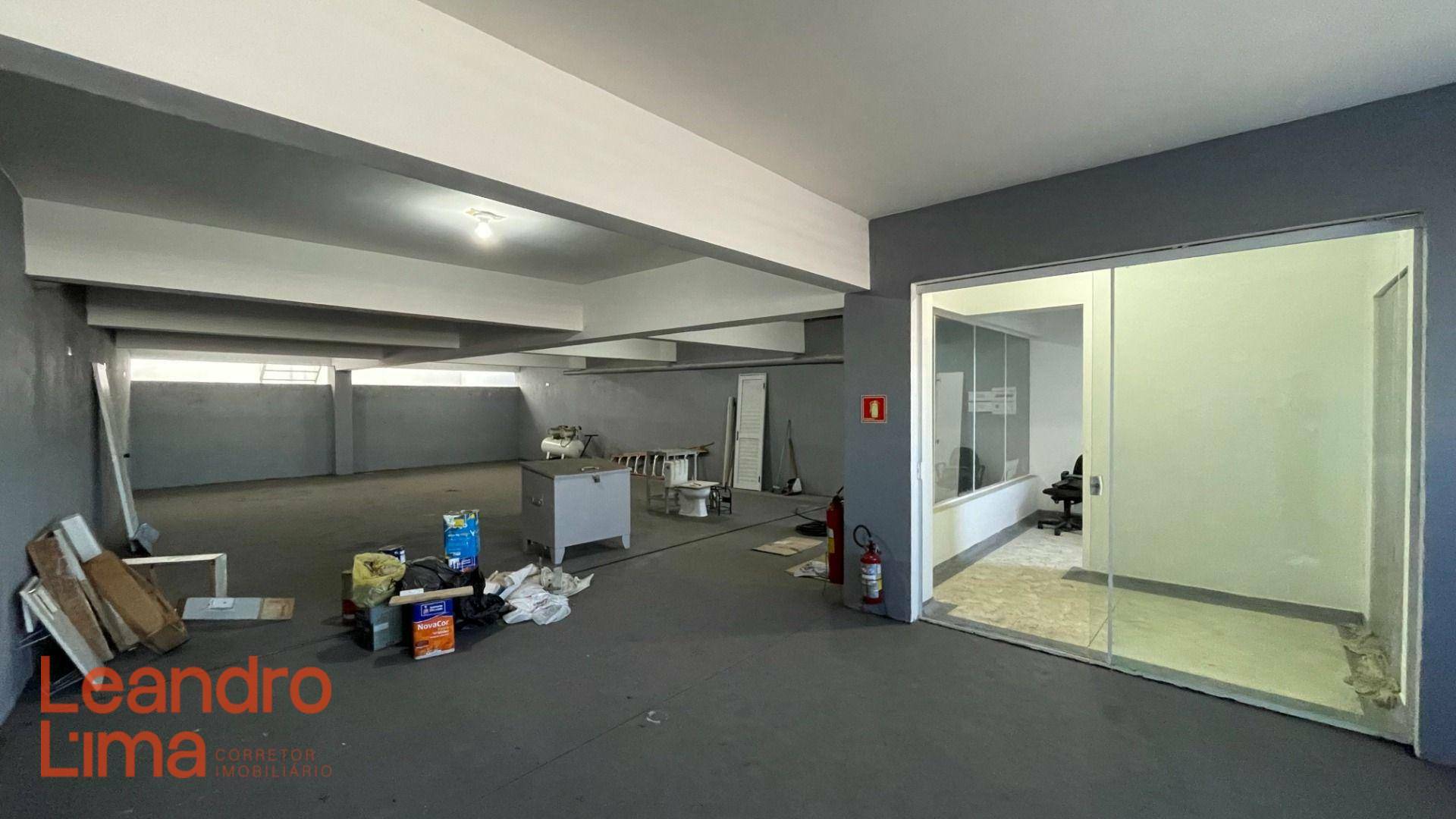 Prédio Inteiro para alugar, 646m² - Foto 2