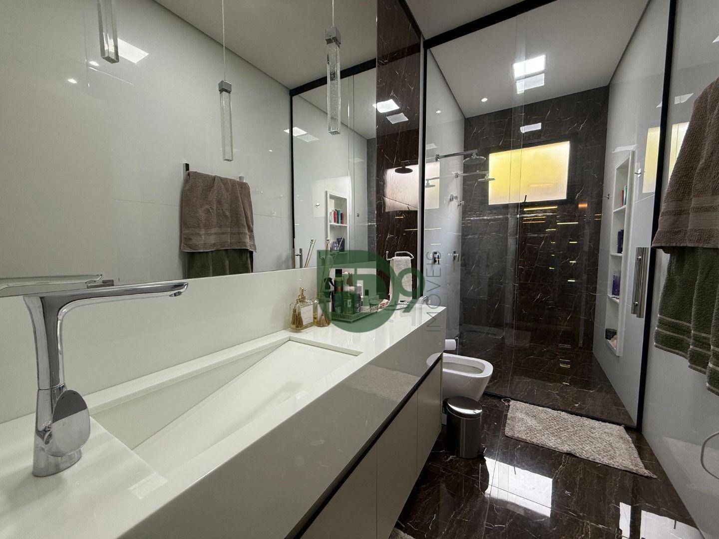 Casa de Condomínio à venda com 3 quartos, 300m² - Foto 38
