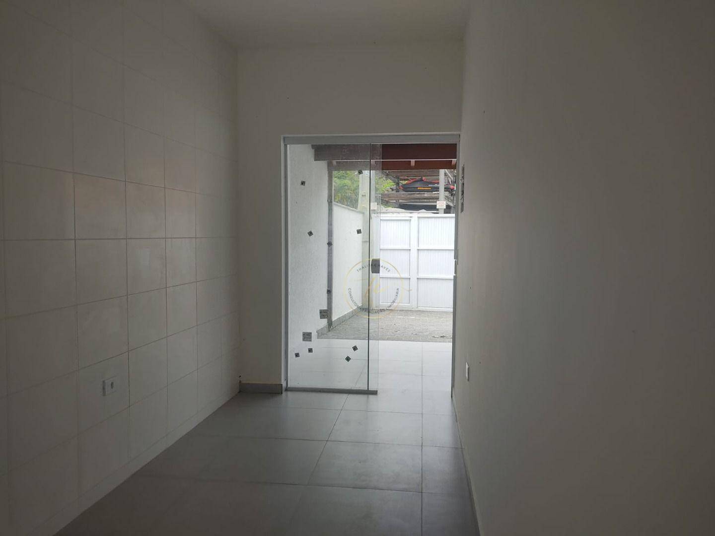 Casa à venda com 3 quartos, 150m² - Foto 7