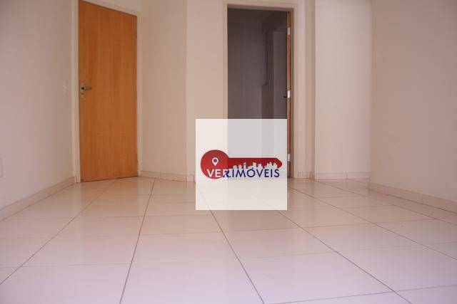 Apartamento à venda com 2 quartos, 60m² - Foto 3