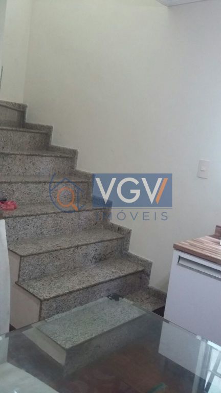 Casa à venda com 3 quartos, 144m² - Foto 11