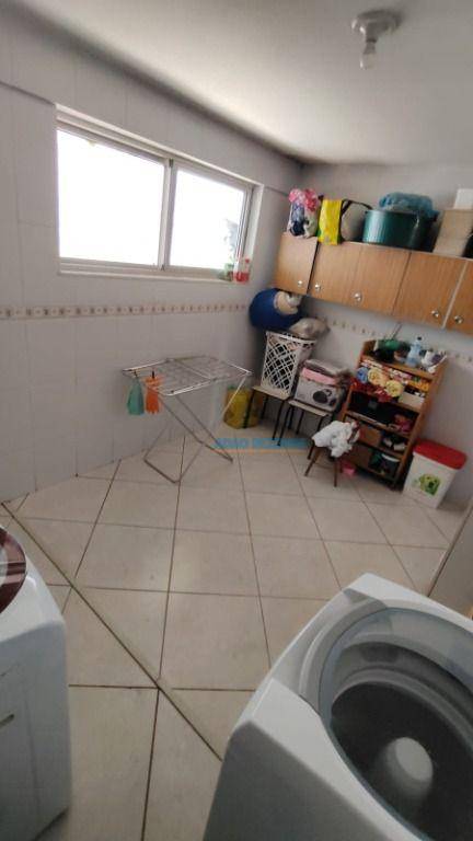 Casa à venda com 3 quartos, 170m² - Foto 25