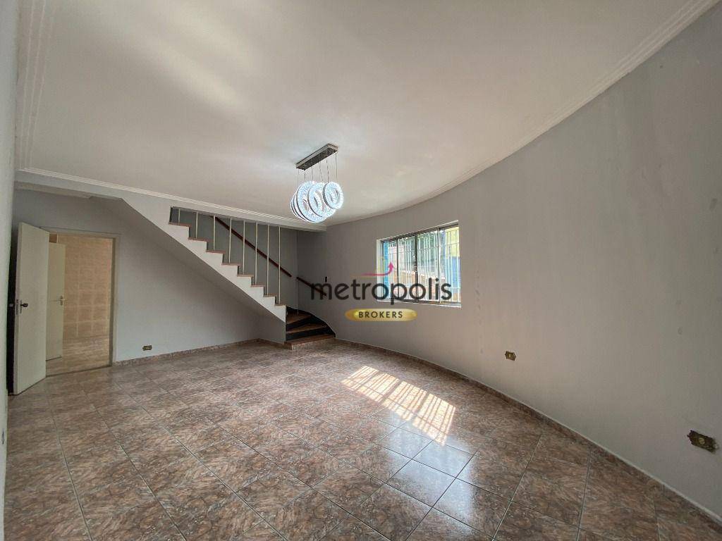 Sobrado à venda com 3 quartos, 178m² - Foto 1