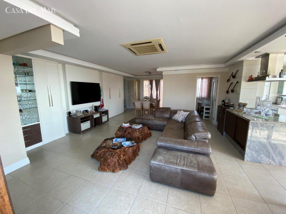 Cobertura à venda com 4 quartos, 285m² - Foto 1