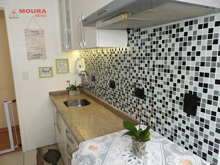 Apartamento à venda com 2 quartos, 61m² - Foto 17