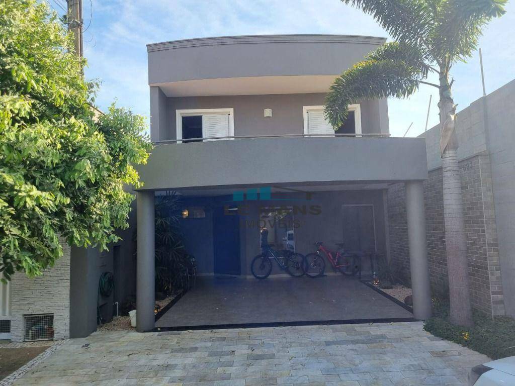 Casa à venda com 3 quartos, 210m² - Foto 14