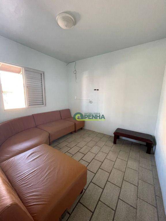 Casa para alugar com 3 quartos, 100m² - Foto 5