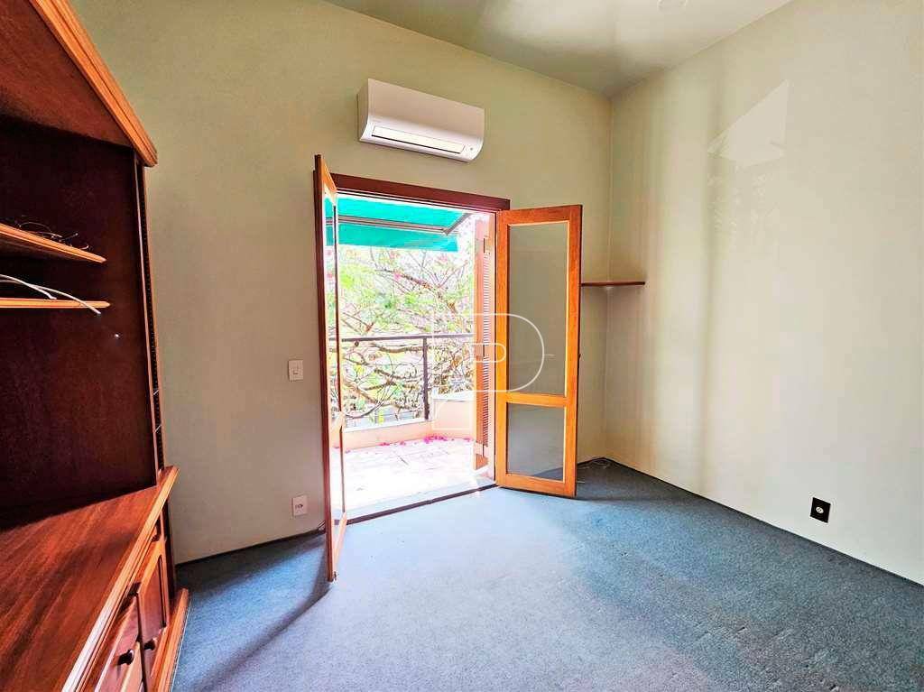 Casa de Condomínio à venda com 4 quartos, 350m² - Foto 25