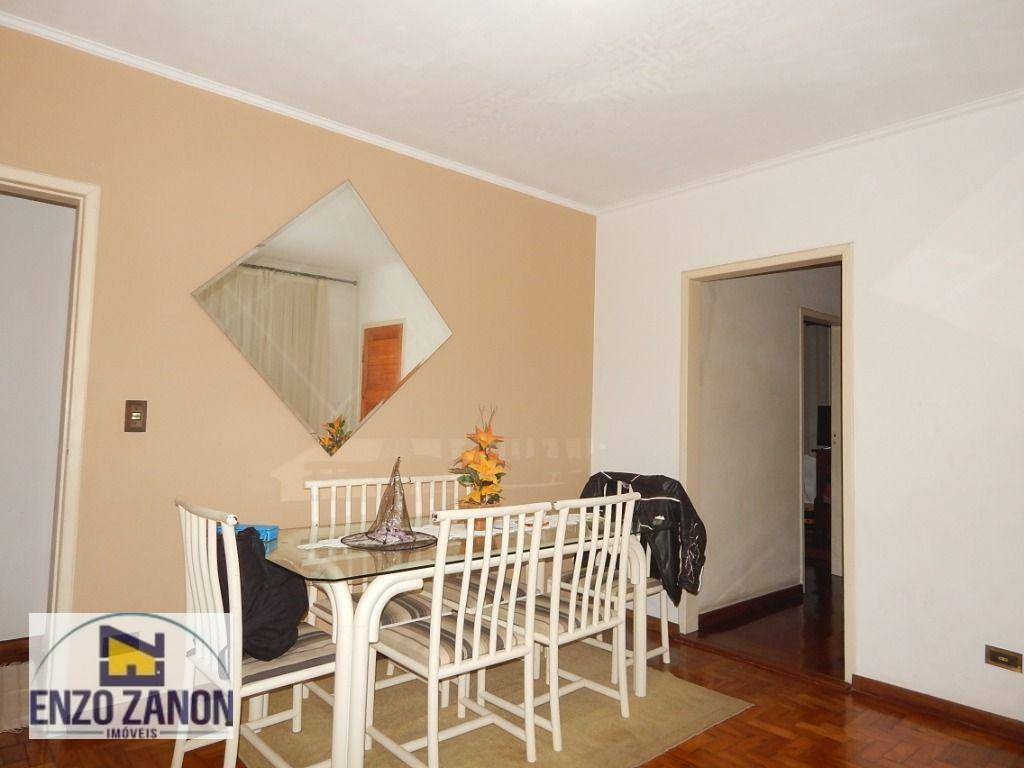 Casa à venda com 3 quartos, 259m² - Foto 2