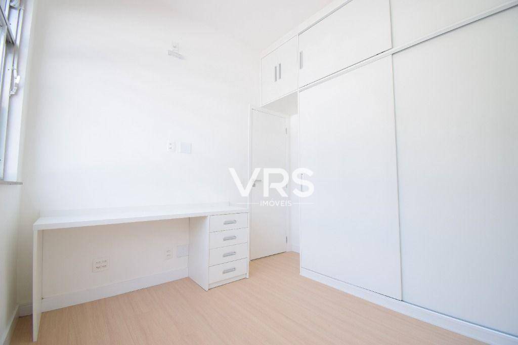 Apartamento à venda com 2 quartos, 49m² - Foto 18