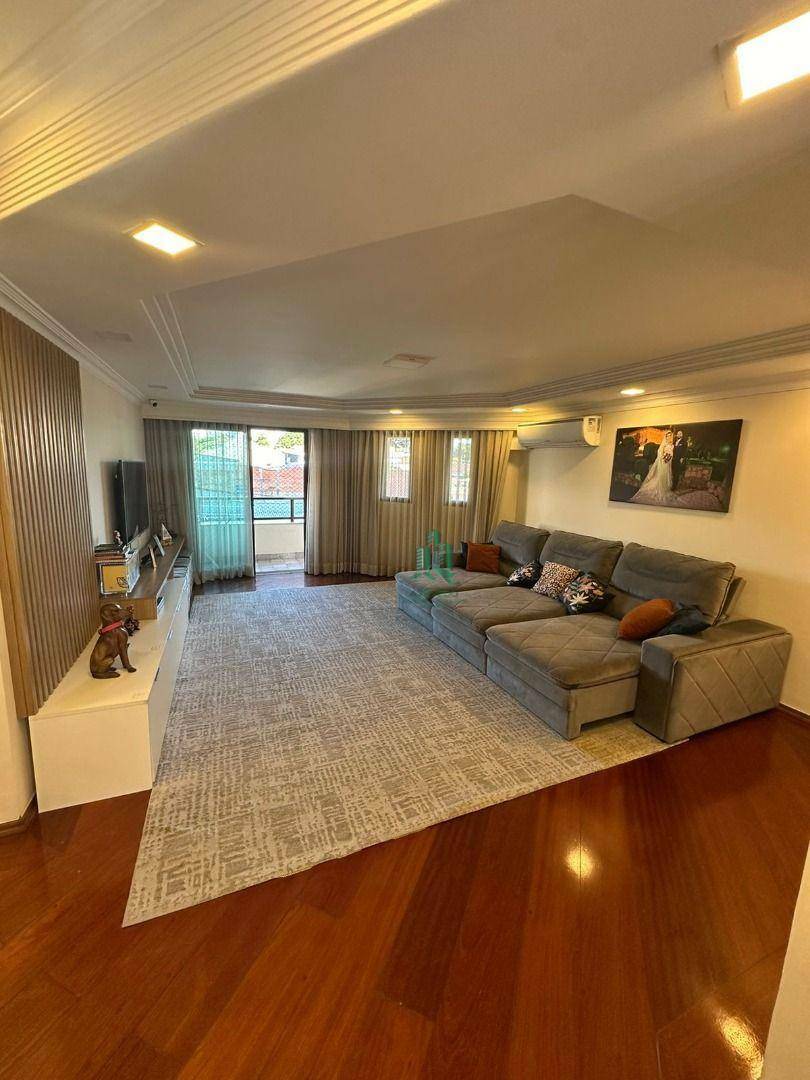 Apartamento à venda com 3 quartos, 170m² - Foto 3