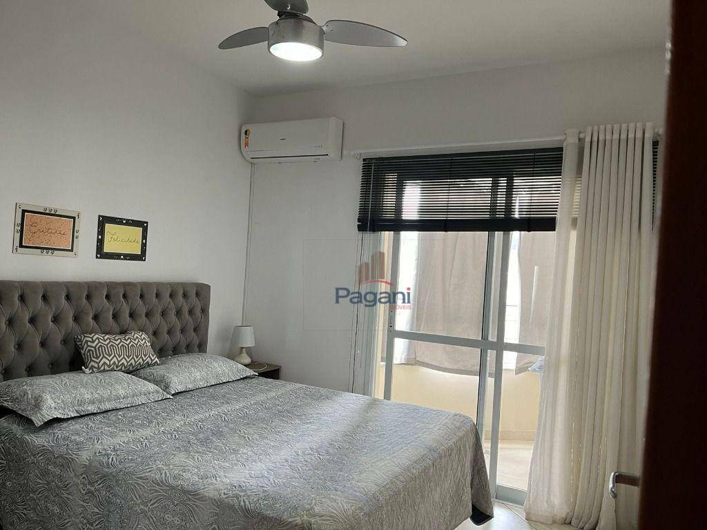 Apartamento à venda com 3 quartos, 150m² - Foto 7