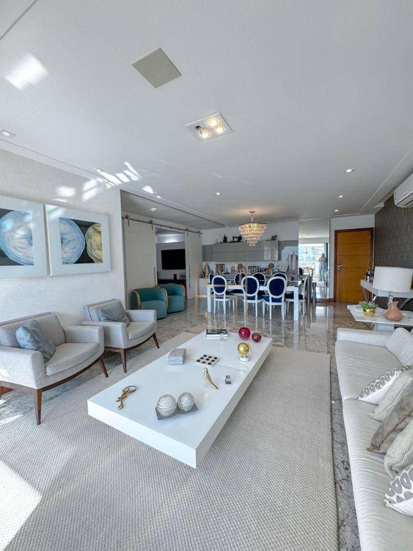 Cobertura, 4 quartos, 218 m² - Foto 1