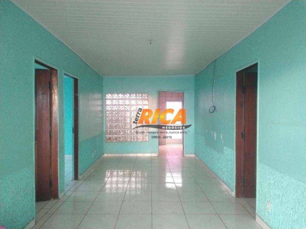 Casa à venda com 3 quartos, 250M2 - Foto 4