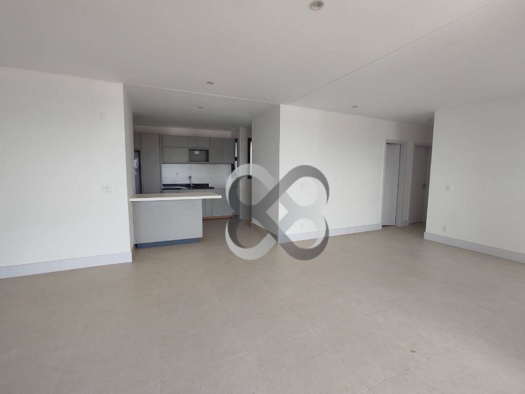 Apartamento para alugar com 2 quartos, 115m² - Foto 5