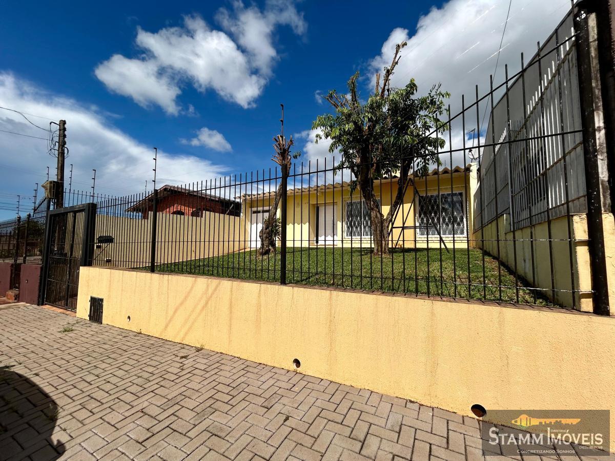 Casa à venda com 3 quartos, 138m² - Foto 2