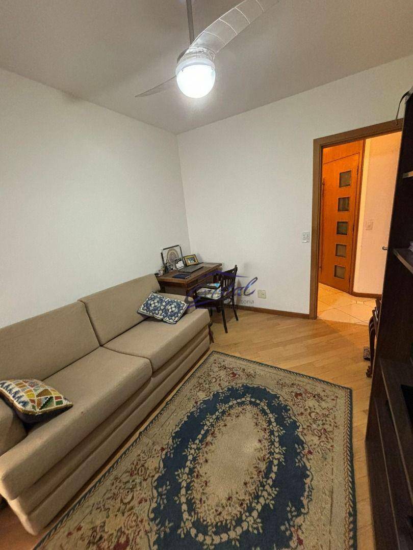 Apartamento para alugar com 3 quartos, 178m² - Foto 31