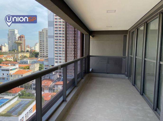 Apartamento à venda com 3 quartos, 140m² - Foto 2