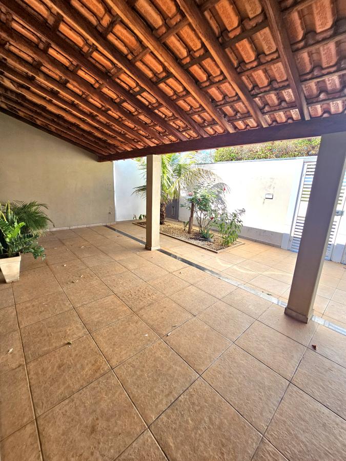 Casa à venda com 3 quartos, 250m² - Foto 11