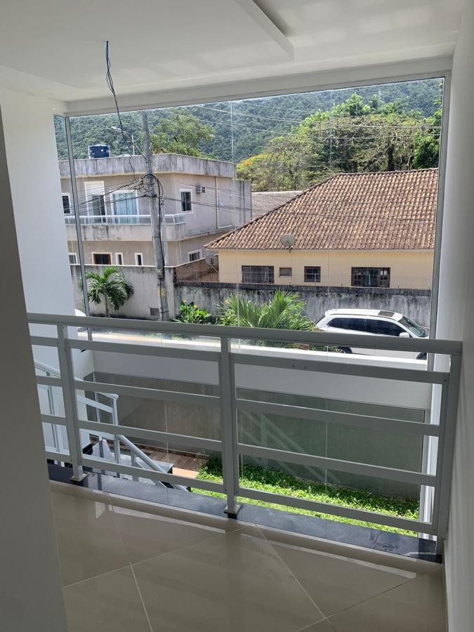 Casa de Condomínio à venda com 5 quartos, 220m² - Foto 25