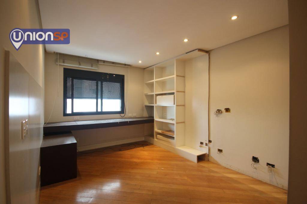 Apartamento à venda com 4 quartos, 202m² - Foto 16