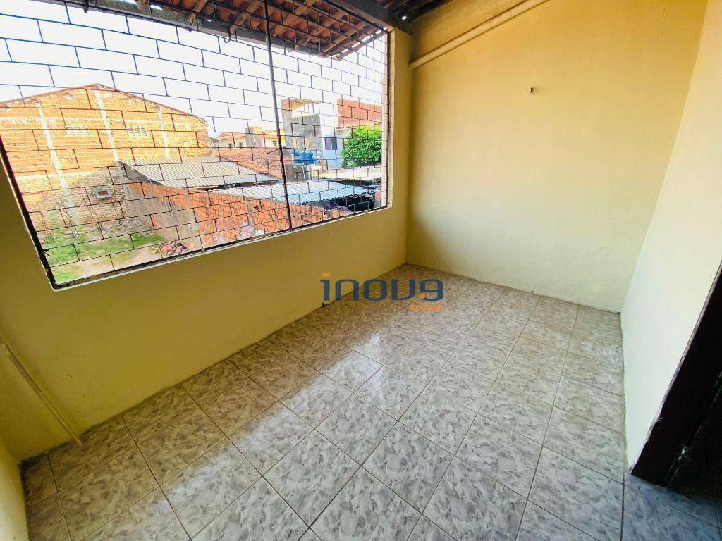 Casa para alugar com 2 quartos, 150m² - Foto 13