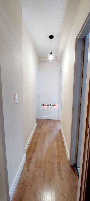 Apartamento à venda com 3 quartos, 64m² - Foto 13