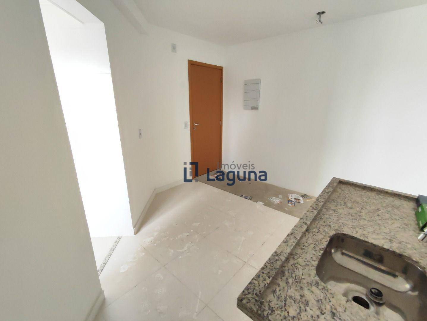 Apartamento à venda com 2 quartos, 59m² - Foto 12