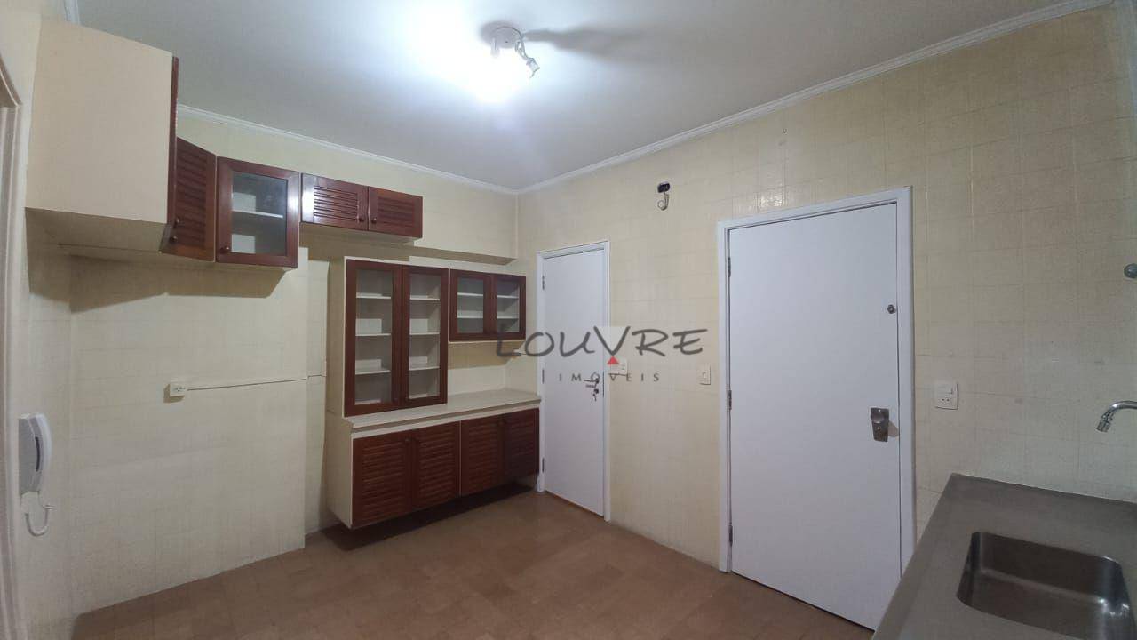 Apartamento à venda com 3 quartos, 124m² - Foto 19