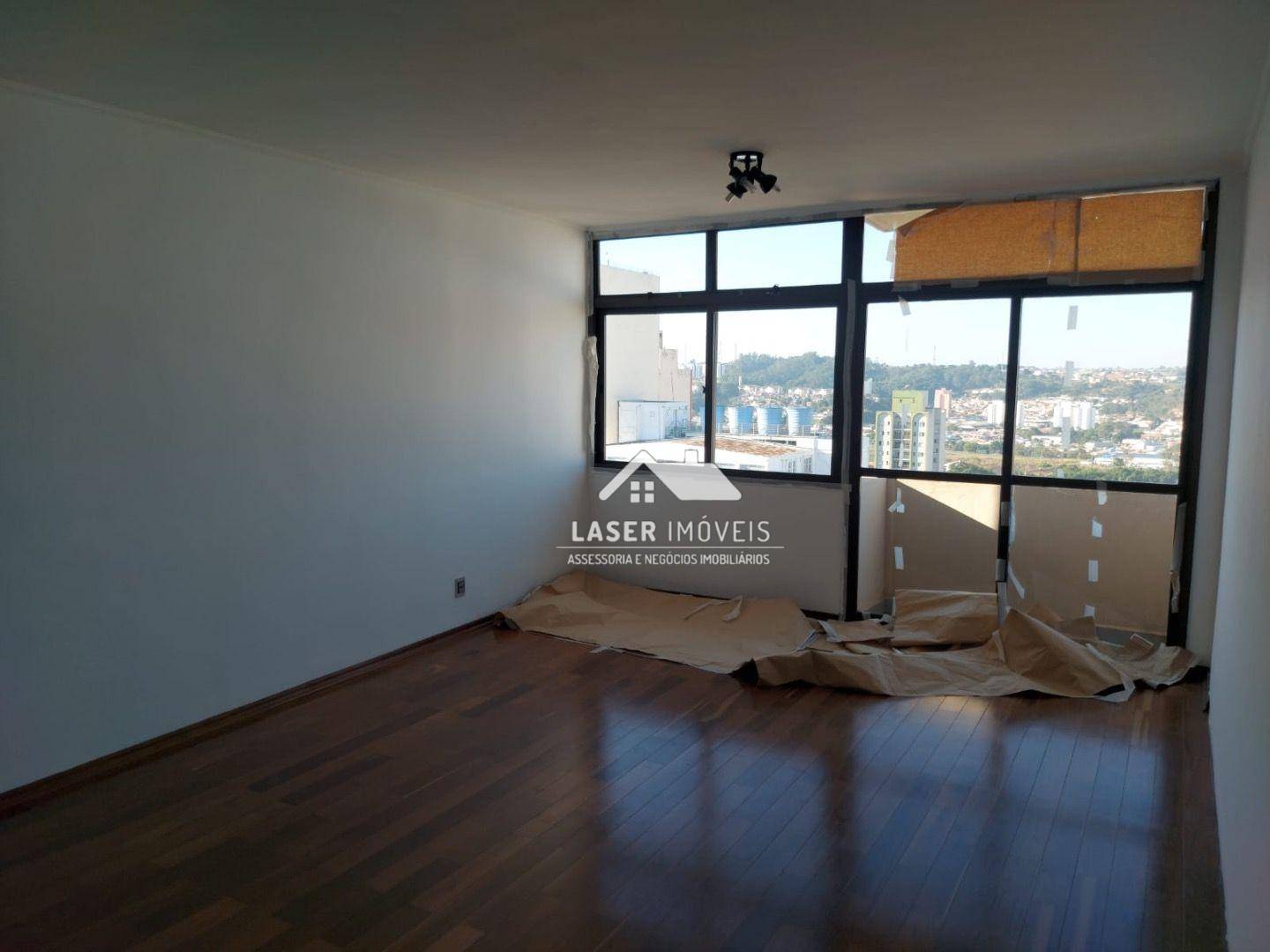 Apartamento para alugar com 3 quartos, 154m² - Foto 12