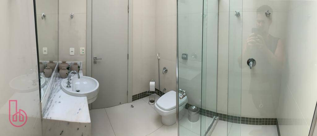 Casa de Condomínio à venda com 4 quartos, 400m² - Foto 18