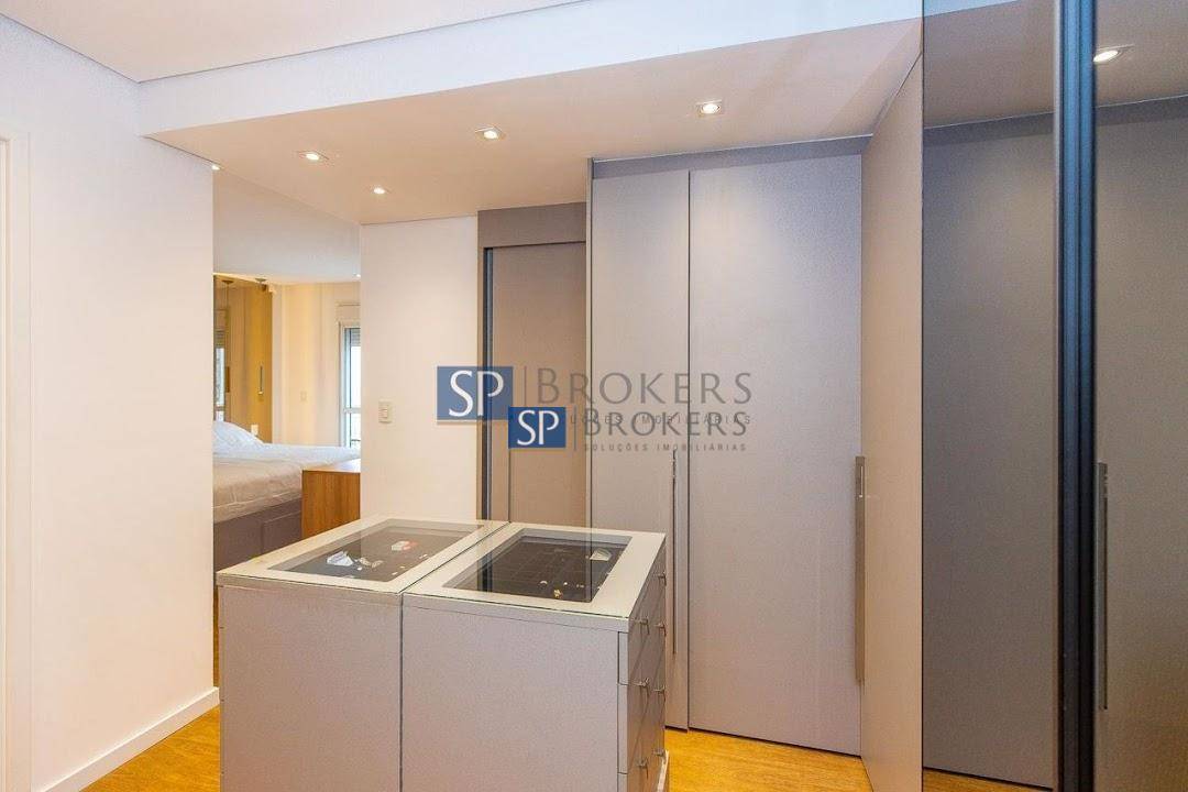 Apartamento à venda com 4 quartos, 238m² - Foto 24