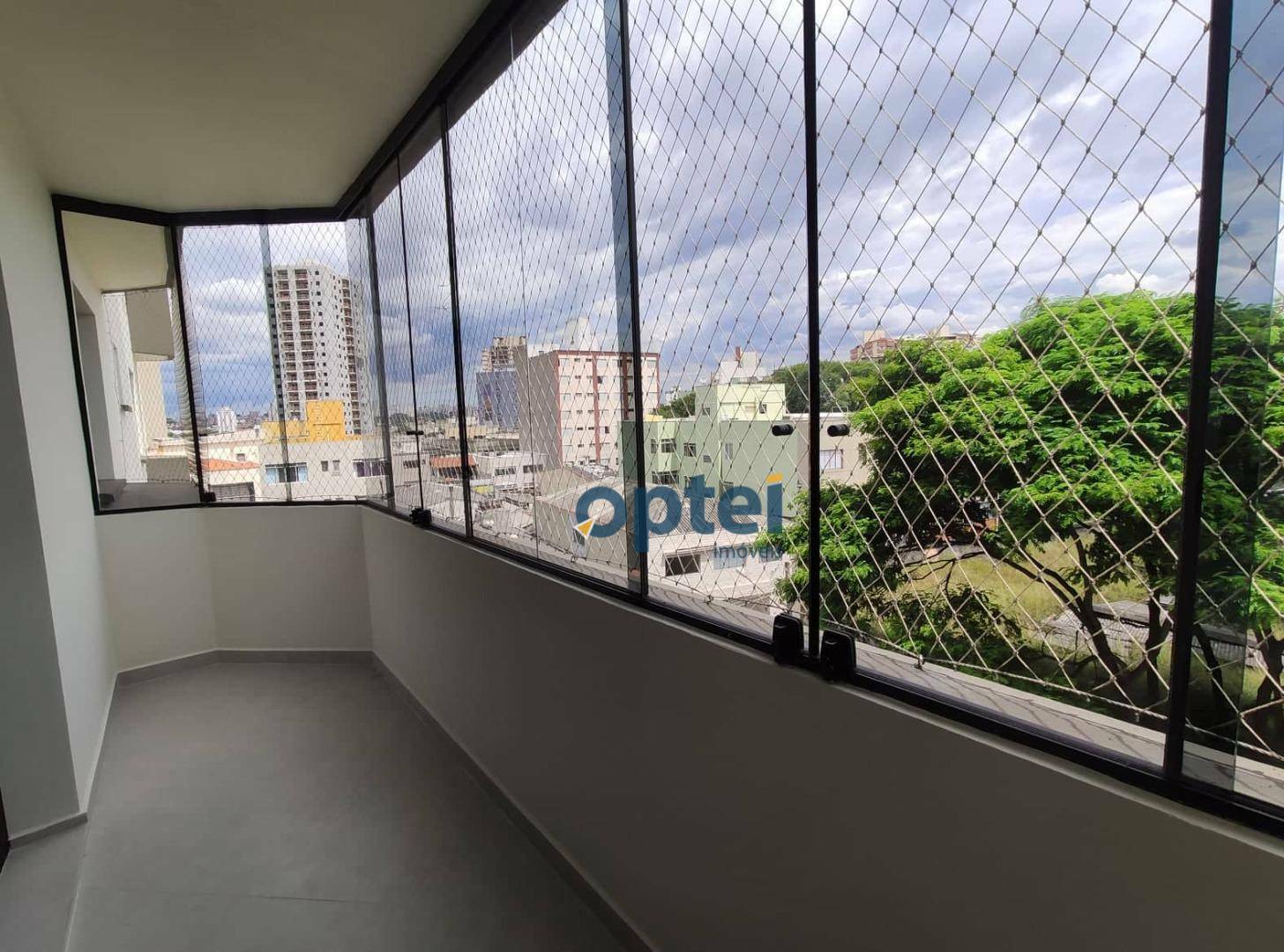 Apartamento à venda com 3 quartos, 107m² - Foto 4