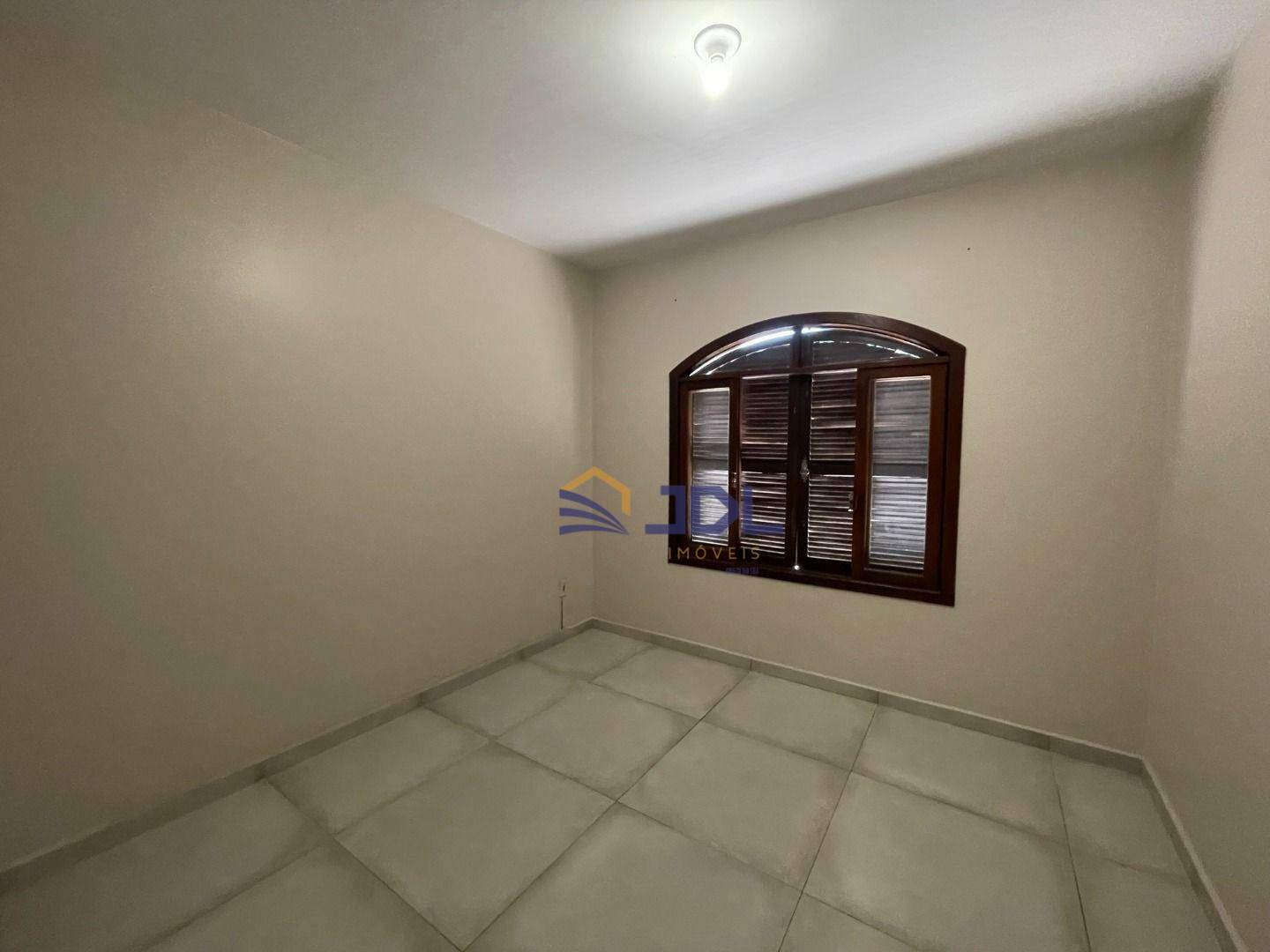 Casa à venda com 4 quartos, 160m² - Foto 18