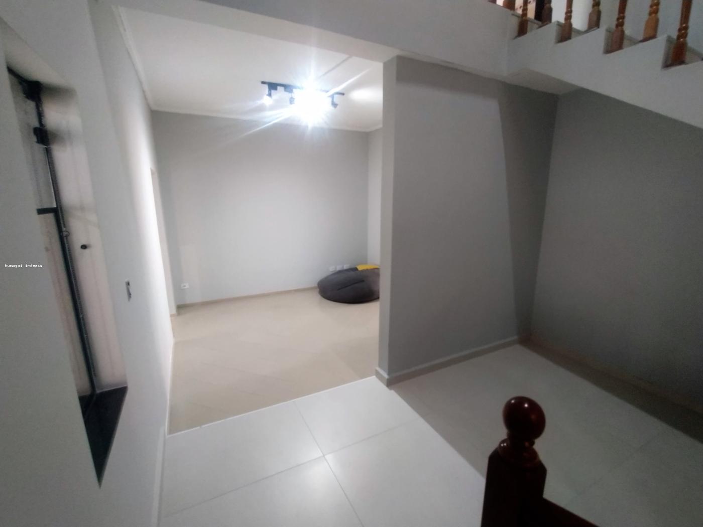 Prédio Inteiro para alugar com 3 quartos, 335m² - Foto 22