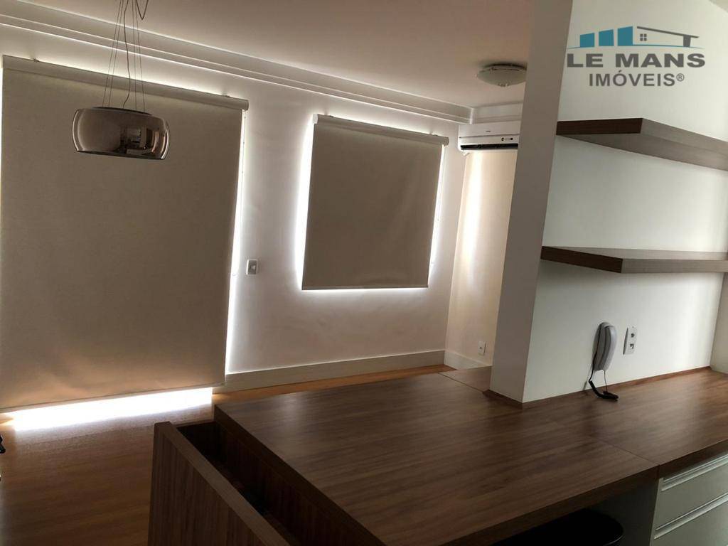 Apartamento à venda com 2 quartos, 63m² - Foto 4