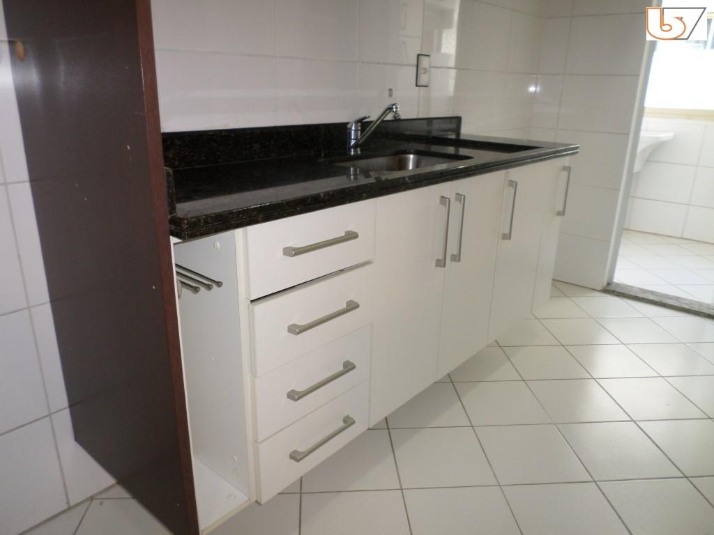 Apartamento para alugar com 2 quartos, 85m² - Foto 15