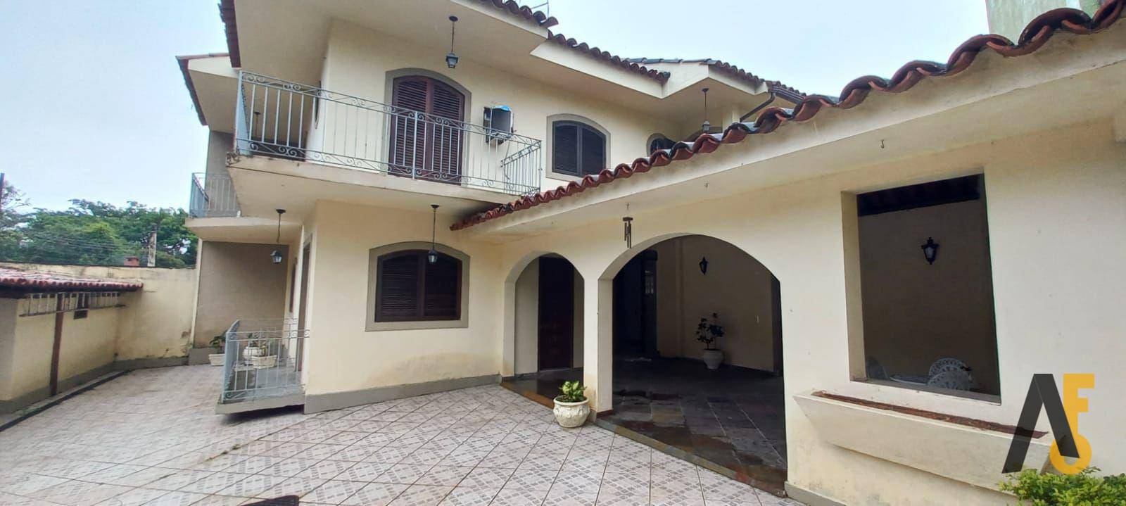 Casa de Condomínio à venda com 4 quartos, 350m² - Foto 4