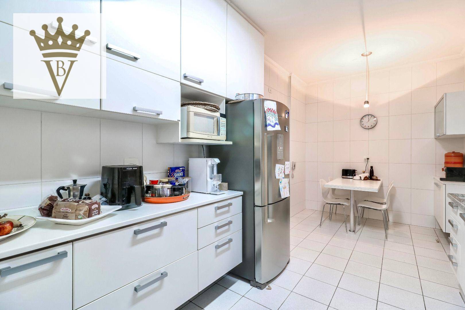 Apartamento à venda com 3 quartos, 168m² - Foto 34