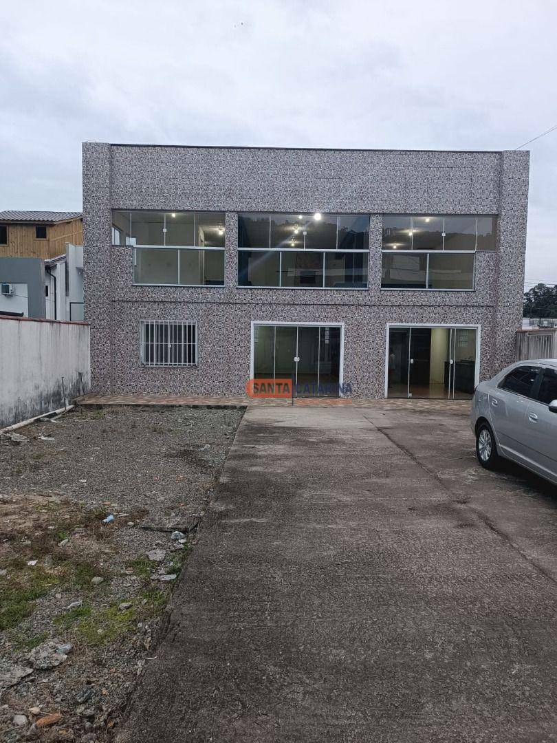 Casa à venda com 2 quartos, 200m² - Foto 19